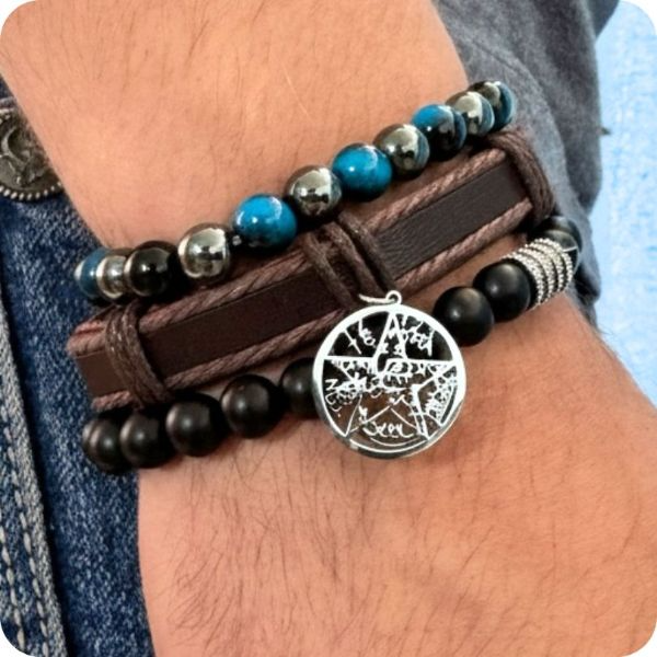 Pulsera dominio del tetragramatón